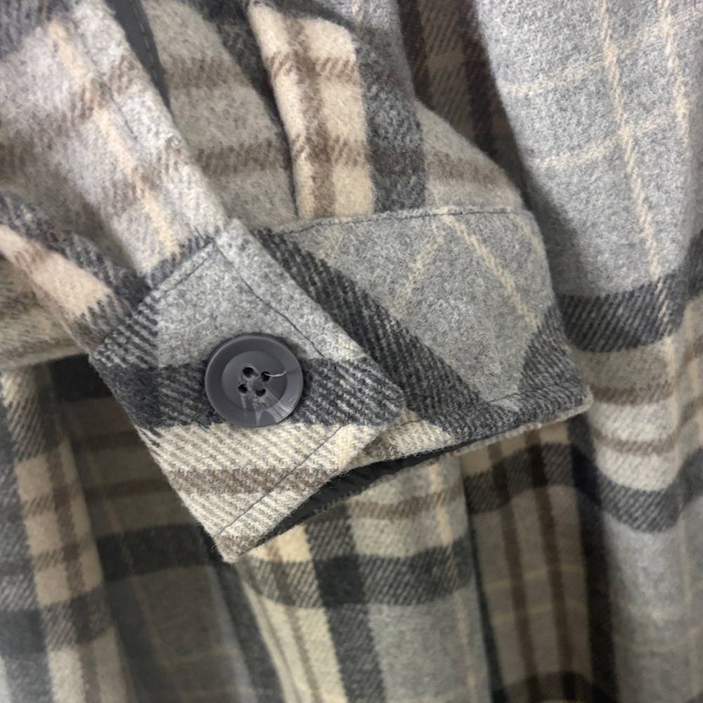 So Plaid Button-Up Shacket Shirt Jacket Oversized - Picture 7 of 11